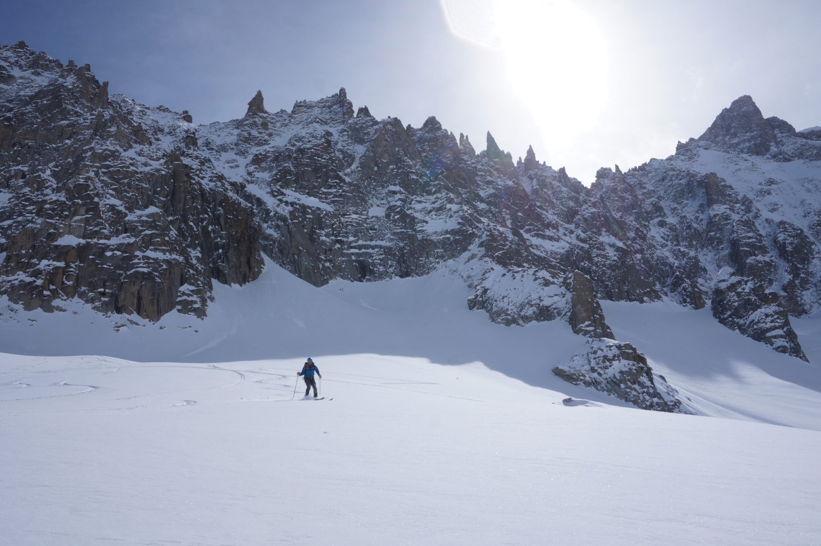 Ski de rando a la journee au dessus de la vallée blanche