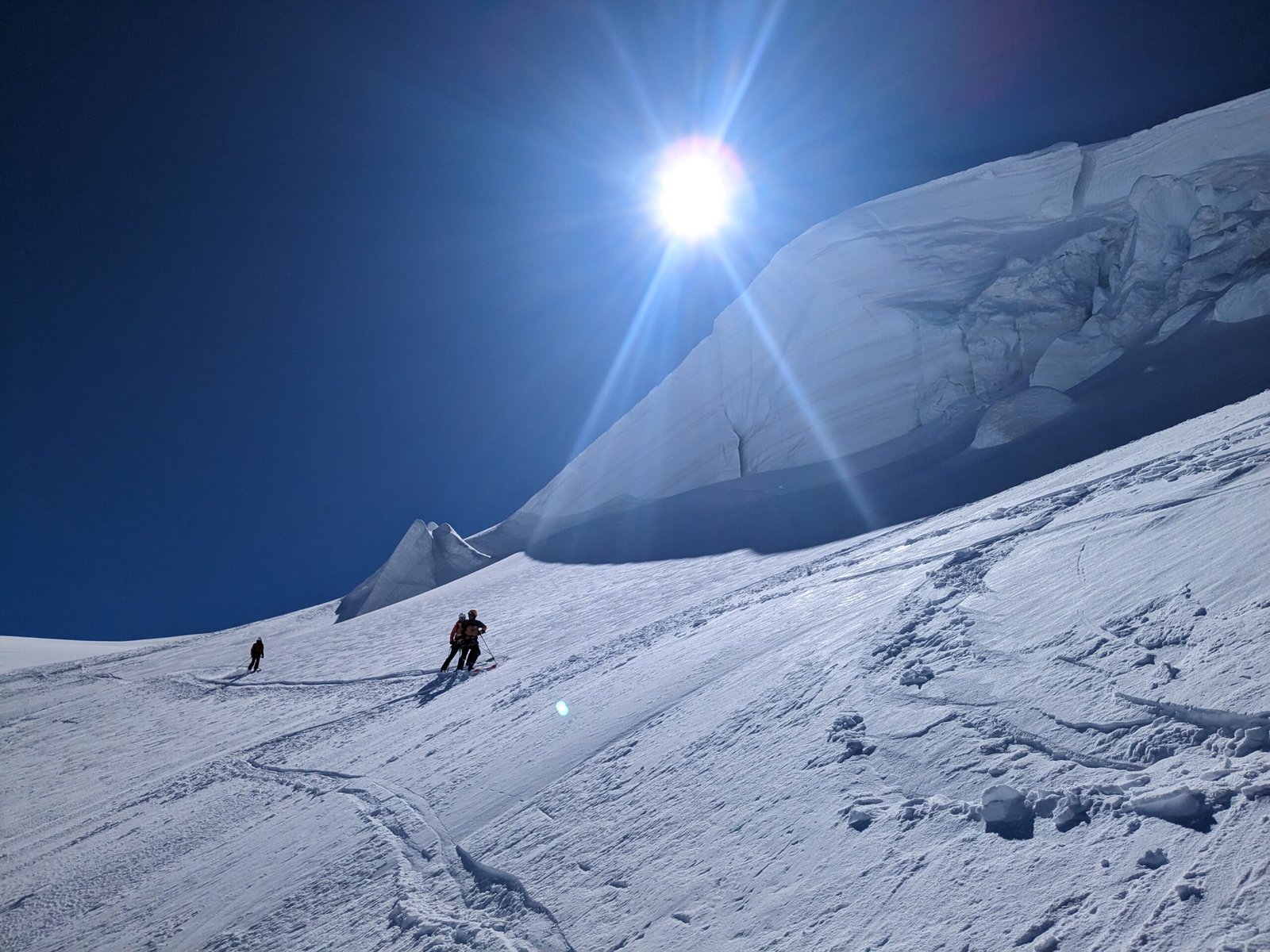 Ski de randonnée haute montagne - Mont Blanc à ski -guide de haute montagne