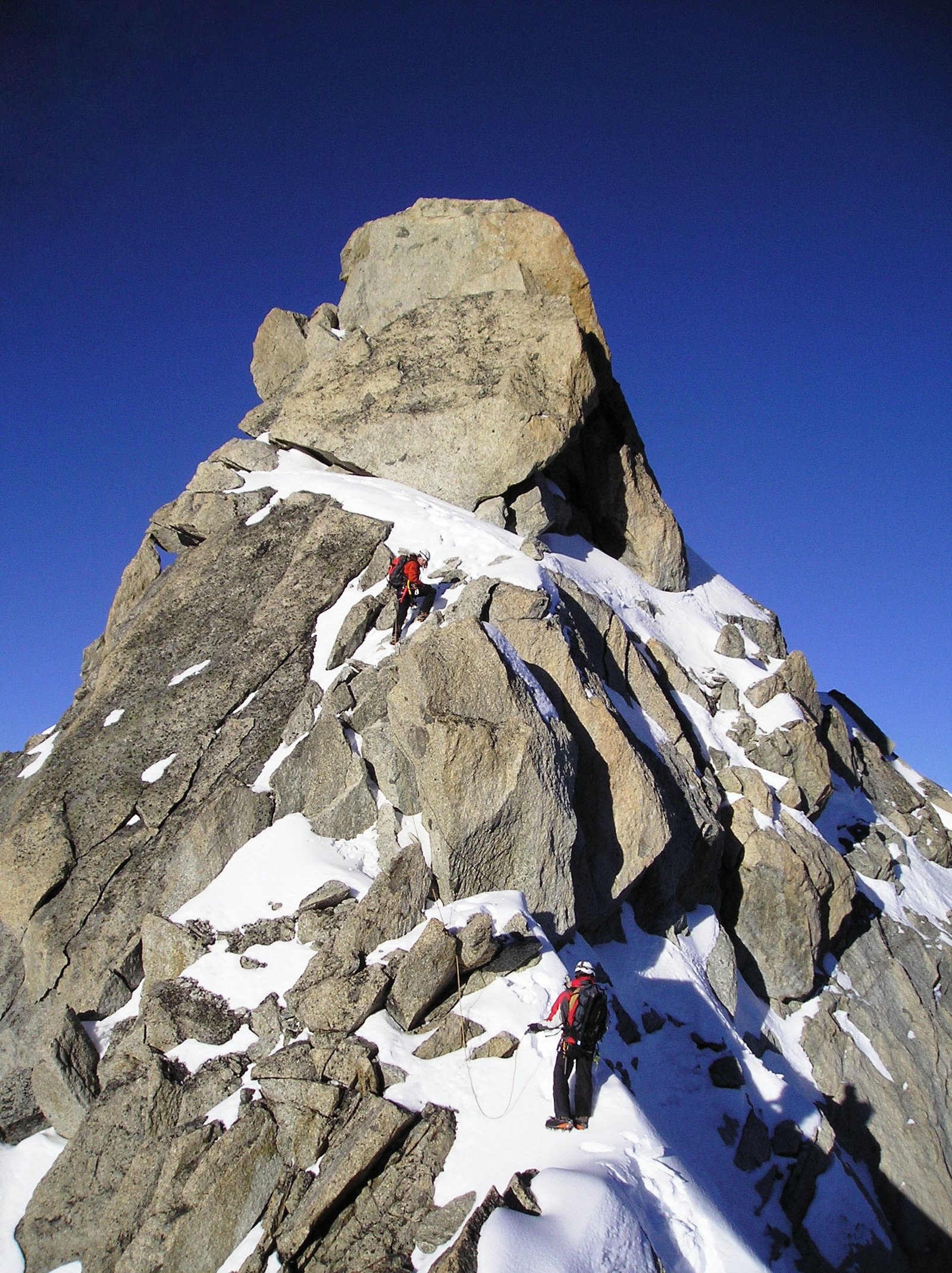 Arête Forbes, Aiguille du Chardonnet alpinisme guide de haute montagne Chamonix